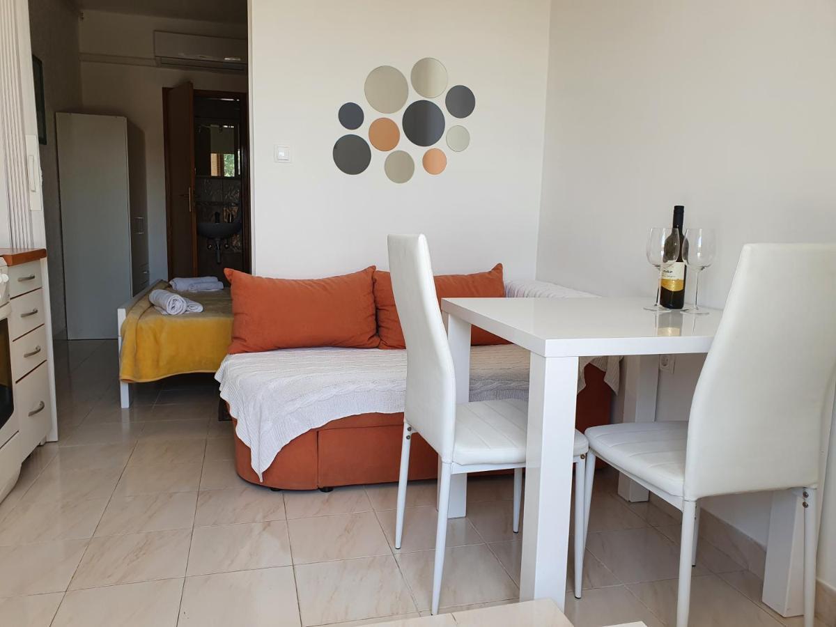 Apartment Ella Banjol Dış mekan fotoğraf