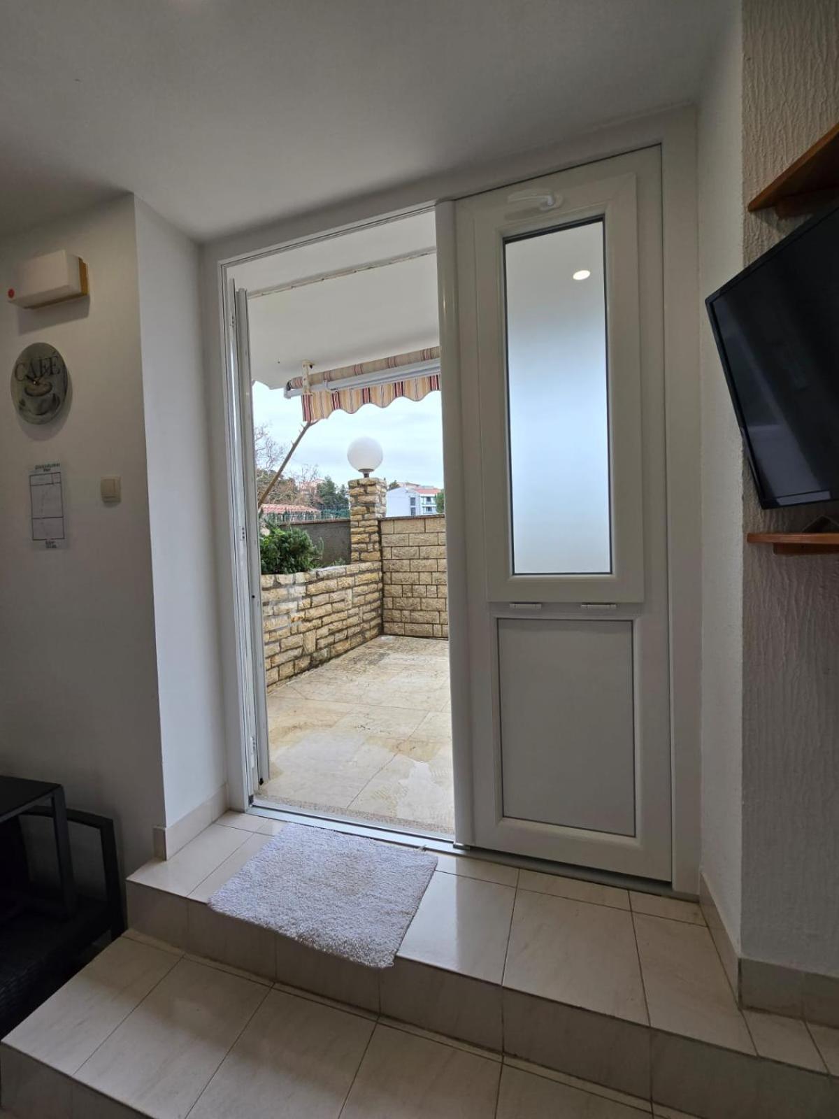 Apartment Ella Banjol Dış mekan fotoğraf