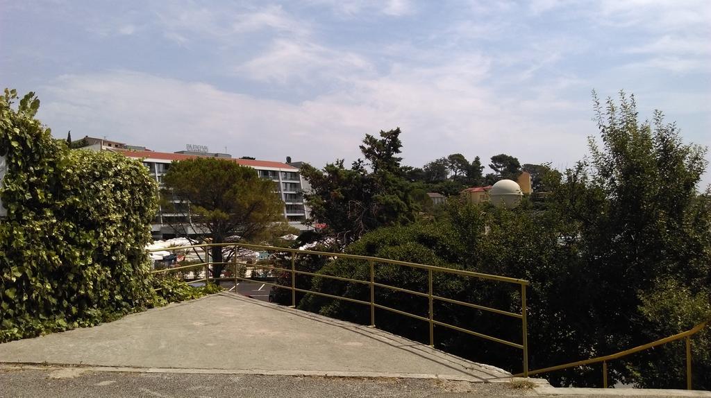 Apartment Ella Banjol Dış mekan fotoğraf