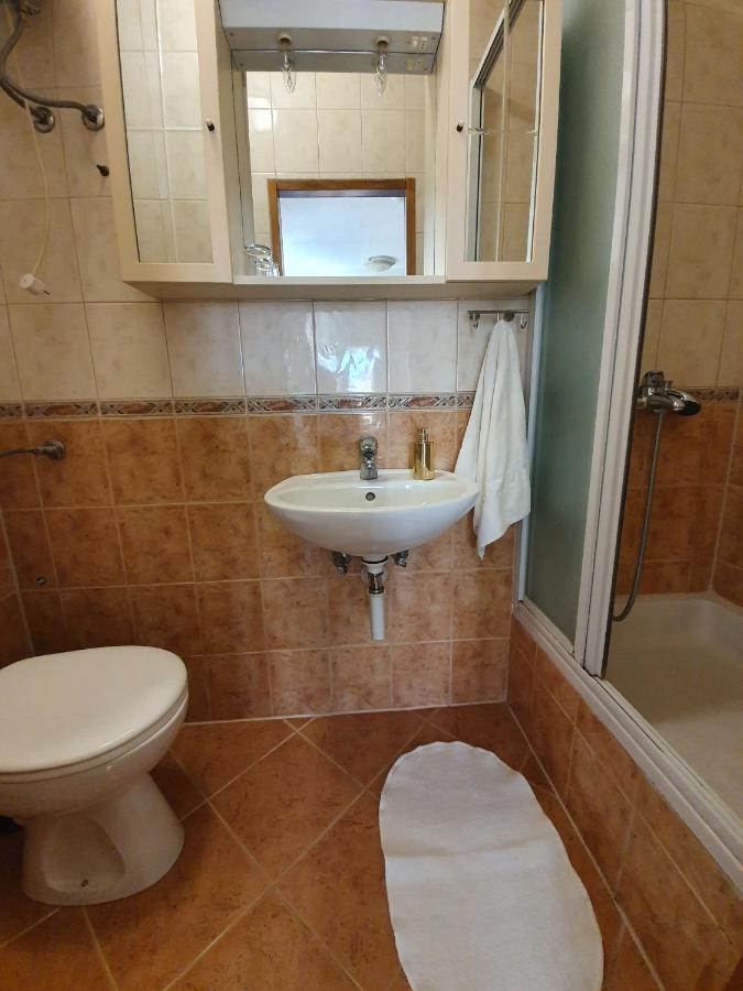 Apartment Ella Banjol Dış mekan fotoğraf
